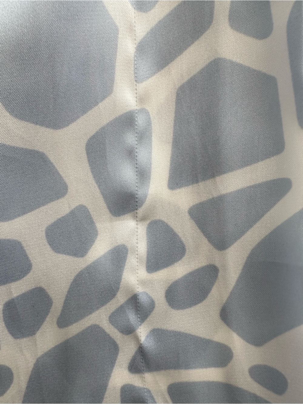 Zara Women’s Blue & White Abstract Print Button Down Blouse - Picture 12 of 15